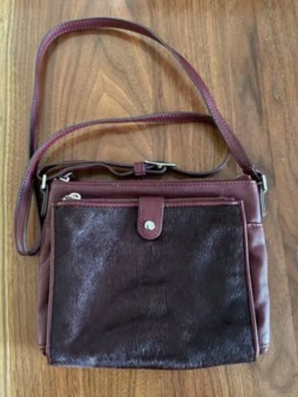 Margot New York Leather & Horsehair Crossbody – Raisin Burgundy